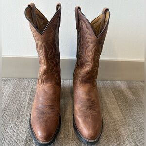 Brown Leather Laredo Cowboy Boots size 9.5
